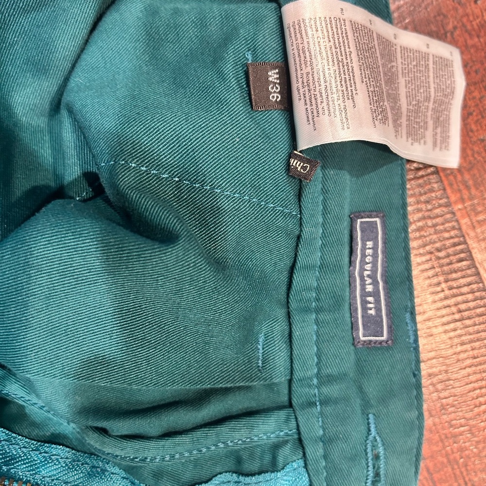 NWOT- Barbour men’s shorts 36W